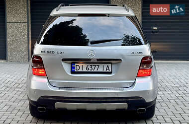Позашляховик / Кросовер Mercedes-Benz M-Class 2005 в 
