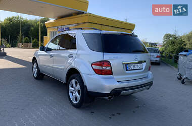 Внедорожник / Кроссовер Mercedes-Benz M-Class 2006 в 
