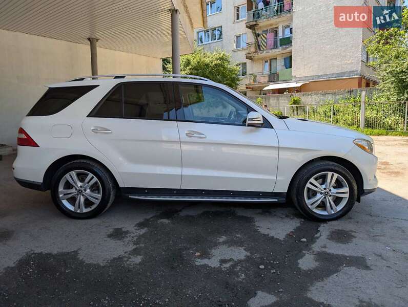 Внедорожник / Кроссовер Mercedes-Benz M-Class 2013 в Тернополе