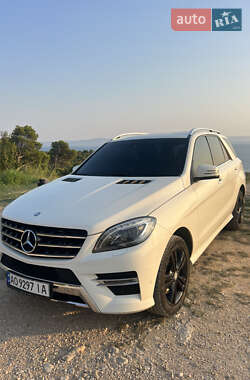Внедорожник / Кроссовер Mercedes-Benz M-Class 2012 в 