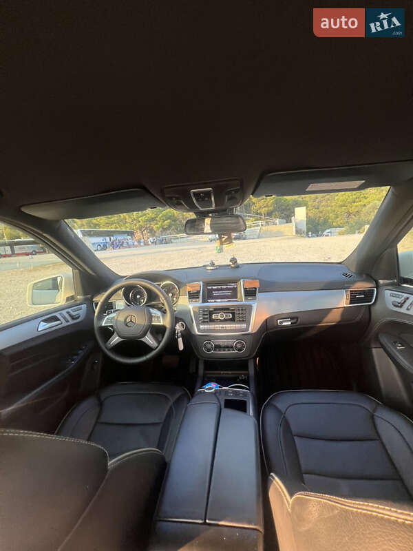 Внедорожник / Кроссовер Mercedes-Benz M-Class 2012 в Виноградове