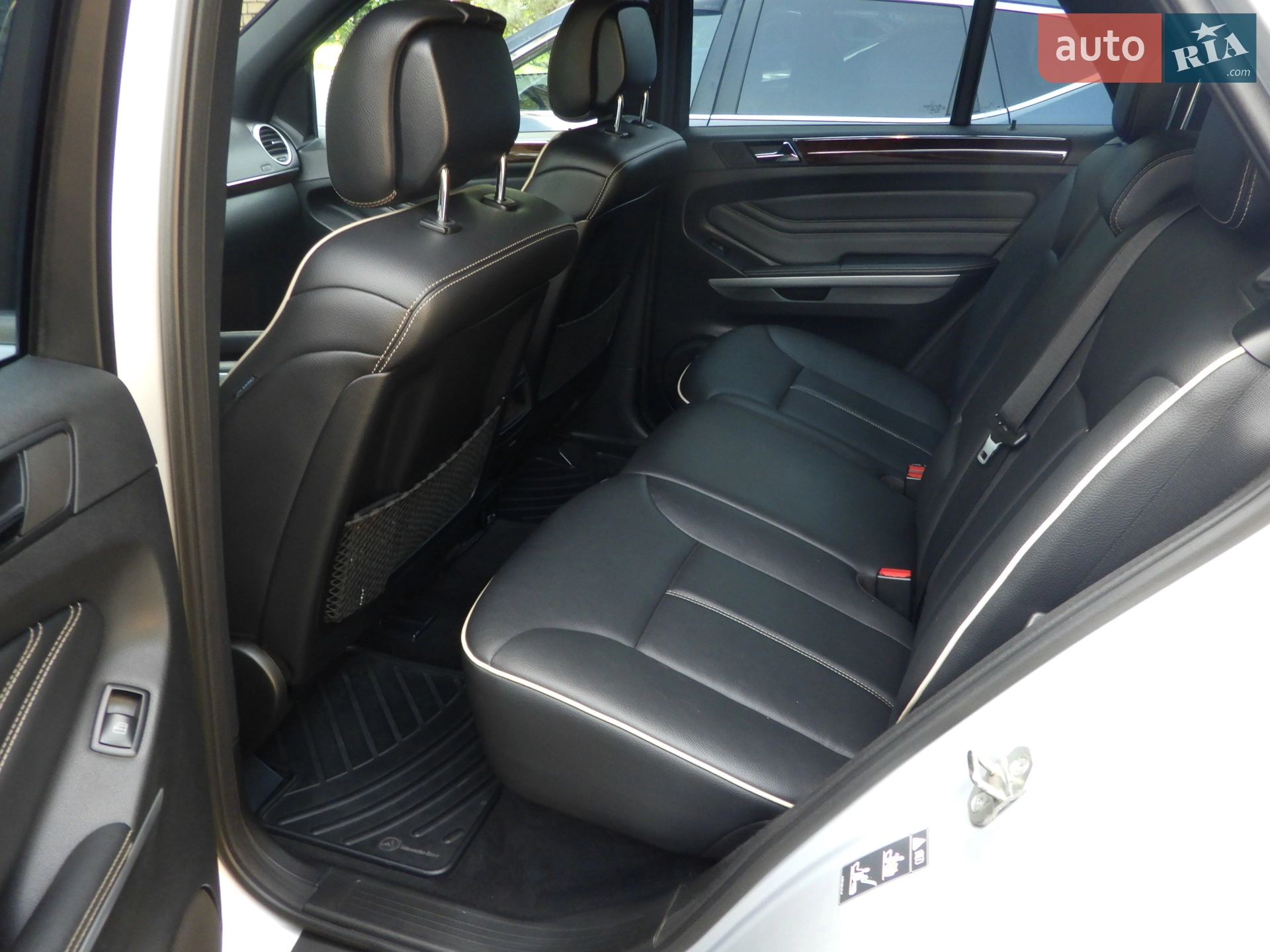 2011 Mercedes-Benz M-klasse - мініатюра 12