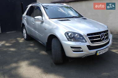 Внедорожник / Кроссовер Mercedes-Benz M-Class 2011 в 