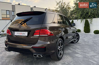 Внедорожник / Кроссовер Mercedes-Benz M-Class 2011 в 