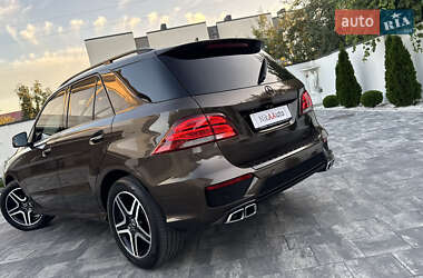 Внедорожник / Кроссовер Mercedes-Benz M-Class 2011 в 
