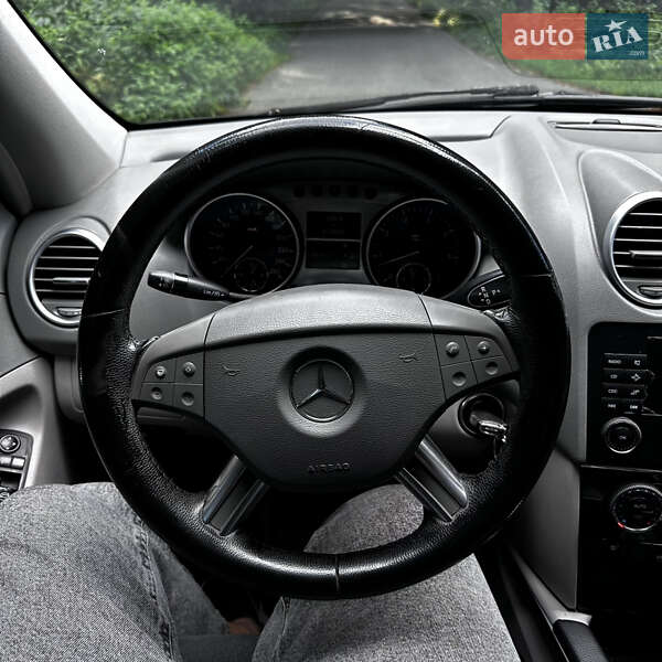 Внедорожник / Кроссовер Mercedes-Benz M-Class 2007 в Киеве
