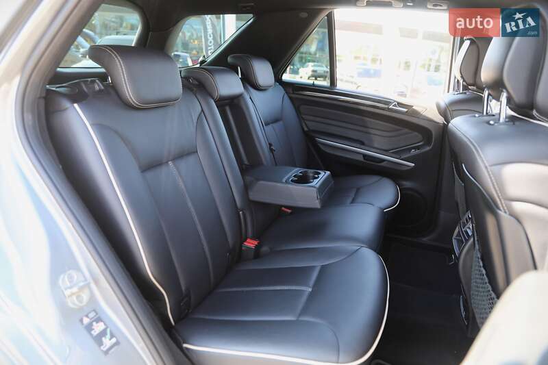 Позашляховик / Кросовер Mercedes-Benz M-Class 2011 в Харкові фото 9 Позашляховик / Кросовер Mercedes-Benz M-Class 2011 в Харкові