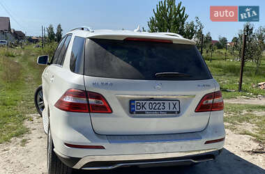 Внедорожник / Кроссовер Mercedes-Benz M-Class 2012 в 
