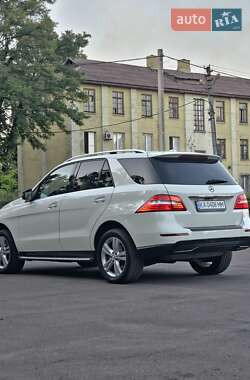 Внедорожник / Кроссовер Mercedes-Benz M-Class 2012 в 