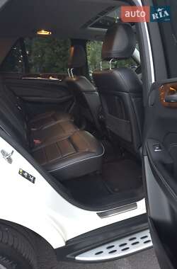 Внедорожник / Кроссовер Mercedes-Benz M-Class 2012 в 