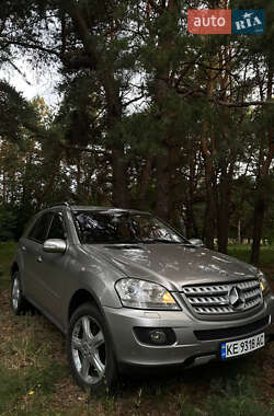 Внедорожник / Кроссовер Mercedes-Benz M-Class 2008 в Павлограде
