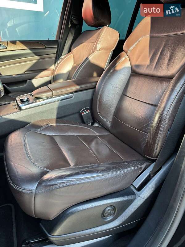 Внедорожник / Кроссовер Mercedes-Benz M-Class 2014 в Виннице