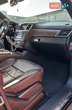 Внедорожник / Кроссовер Mercedes-Benz M-Class 2014 в 