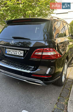 Внедорожник / Кроссовер Mercedes-Benz M-Class 2013 в 