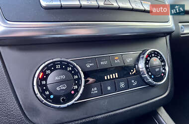 Внедорожник / Кроссовер Mercedes-Benz M-Class 2013 в 