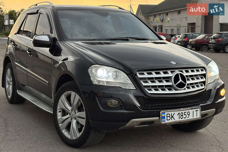 Внедорожник / Кроссовер Mercedes-Benz M-Class 2008 в 