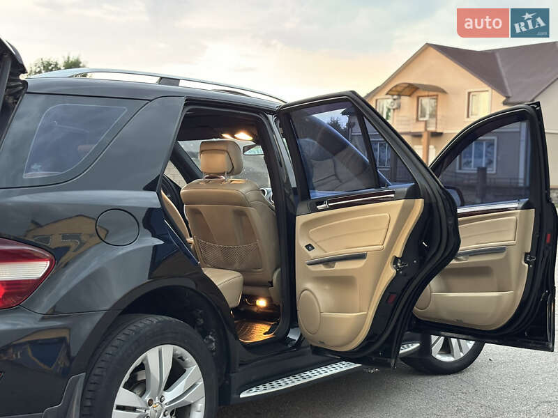 Внедорожник / Кроссовер Mercedes-Benz M-Class 2008 в Сарнах