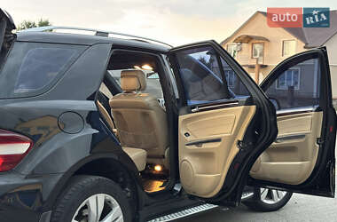 Внедорожник / Кроссовер Mercedes-Benz M-Class 2008 в 