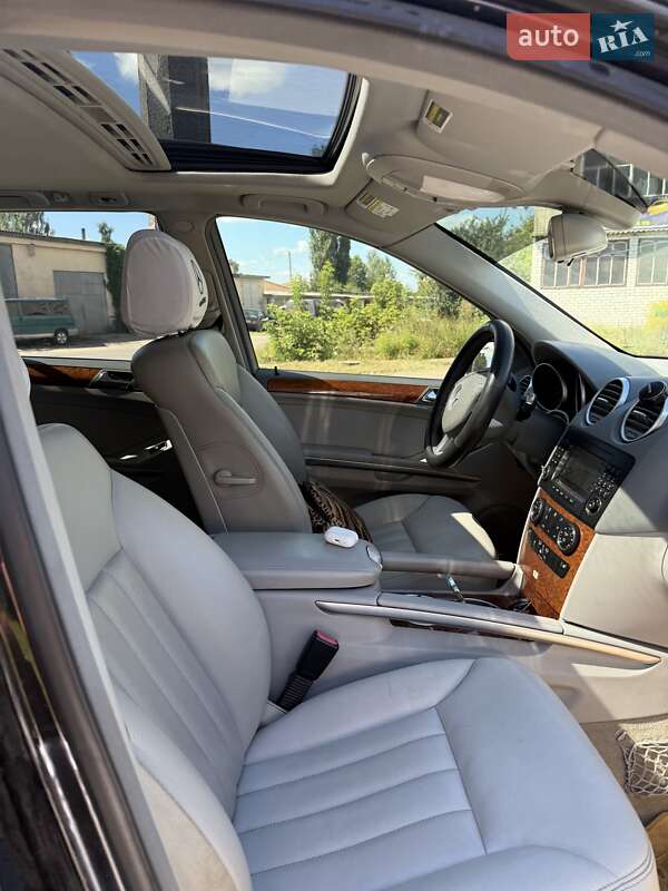 Внедорожник / Кроссовер Mercedes-Benz M-Class 2006 в Шостке