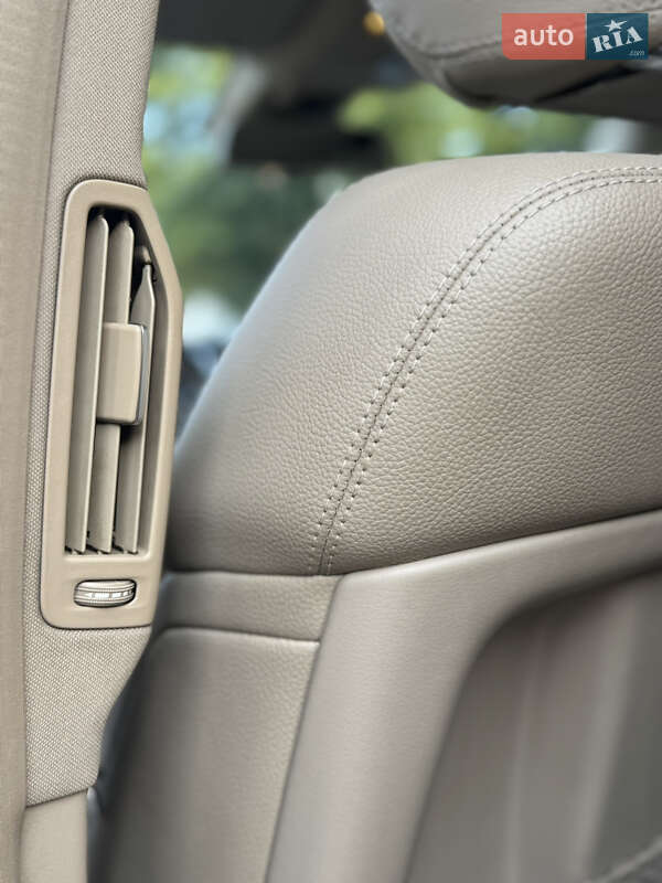 Внедорожник / Кроссовер Mercedes-Benz M-Class 2013 в Ровно