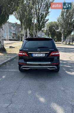 Внедорожник / Кроссовер Mercedes-Benz M-Class 2014 в 