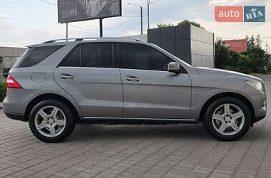Внедорожник / Кроссовер Mercedes-Benz M-Class 2012 в 
