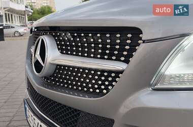Внедорожник / Кроссовер Mercedes-Benz M-Class 2012 в 
