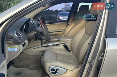 Внедорожник / Кроссовер Mercedes-Benz M-Class 2006 в 