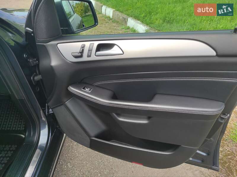 Позашляховик / Кросовер Mercedes-Benz M-Class 2013 в Калуші