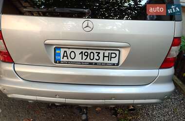 Внедорожник / Кроссовер Mercedes-Benz M-Class 2002 в 