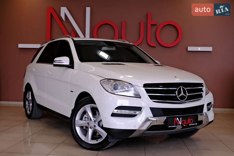 Внедорожник / Кроссовер Mercedes-Benz M-Class 2012 в Одессе