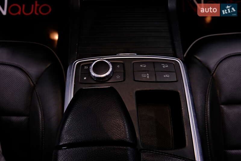 Позашляховик / Кросовер Mercedes-Benz M-Class 2012 в Одесі