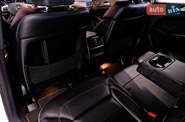 Внедорожник / Кроссовер Mercedes-Benz M-Class 2012 в 