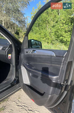 Внедорожник / Кроссовер Mercedes-Benz M-Class 2012 в 