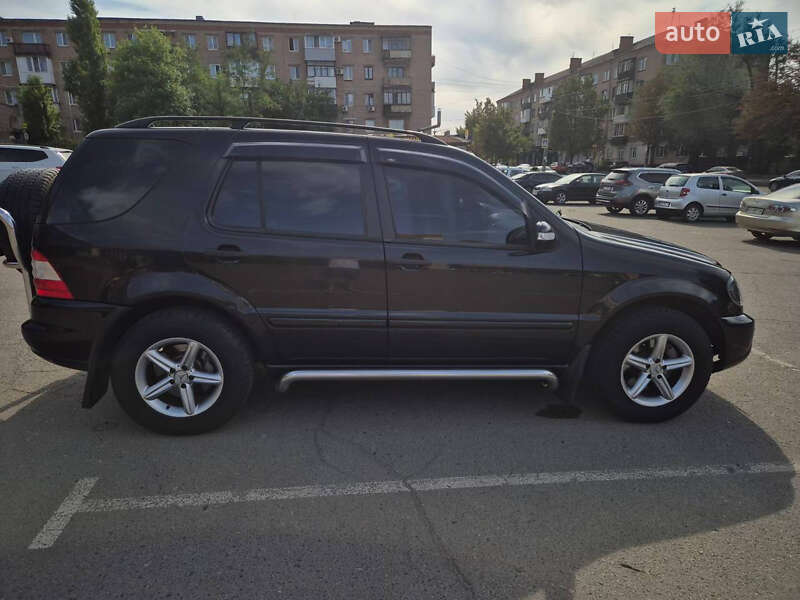 Внедорожник / Кроссовер Mercedes-Benz M-Class 2003 в Кривом Роге