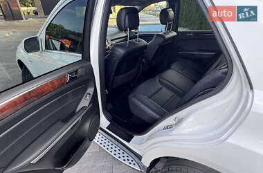 Внедорожник / Кроссовер Mercedes-Benz M-Class 2009 в 