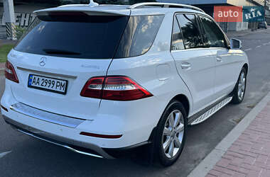 Внедорожник / Кроссовер Mercedes-Benz M-Class 2015 в 