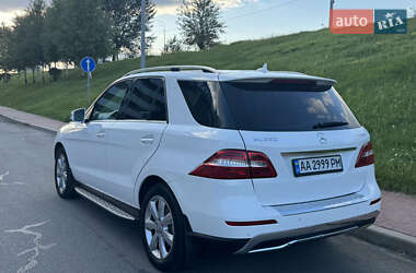 Внедорожник / Кроссовер Mercedes-Benz M-Class 2015 в 