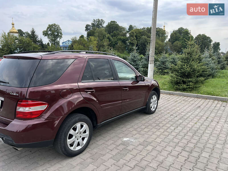 Внедорожник / Кроссовер Mercedes-Benz M-Class 2007 в Ровно