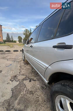 Внедорожник / Кроссовер Mercedes-Benz M-Class 2003 в 