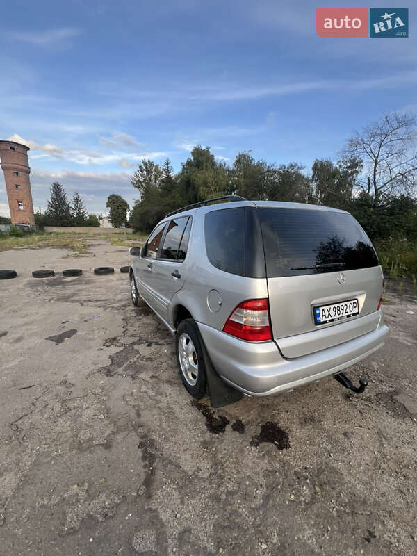 Позашляховик / Кросовер Mercedes-Benz M-Class 2003 в Золочеві