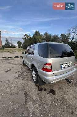 Внедорожник / Кроссовер Mercedes-Benz M-Class 2003 в 