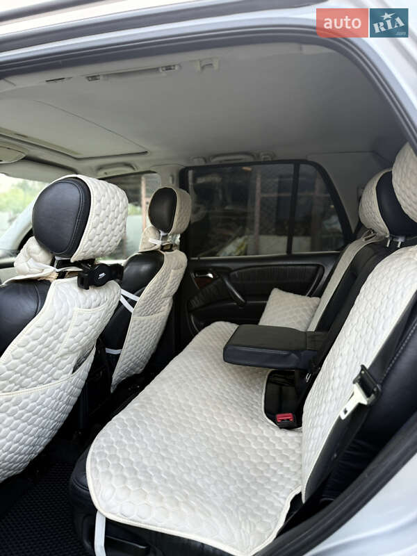 Позашляховик / Кросовер Mercedes-Benz M-Class 2001 в Одесі
