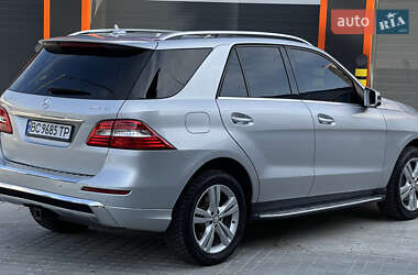 Внедорожник / Кроссовер Mercedes-Benz M-Class 2014 в 