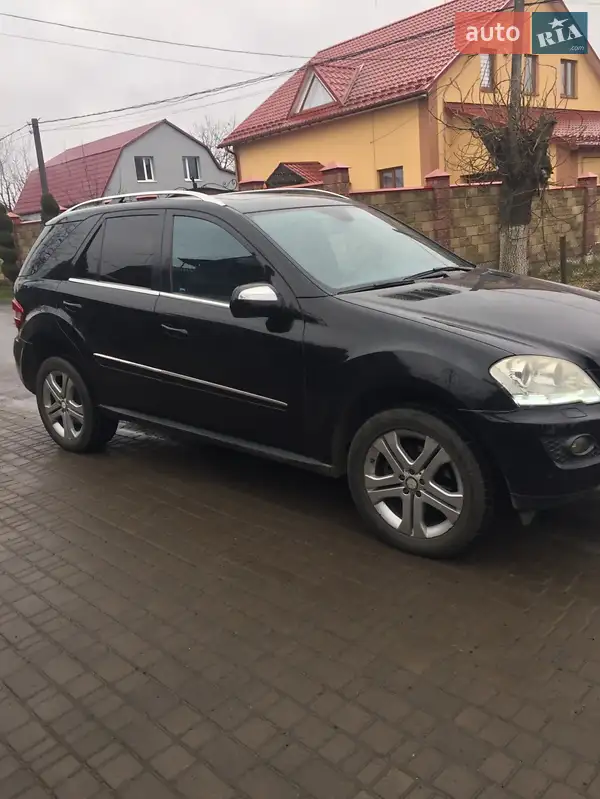Mercedes-Benz M-Class