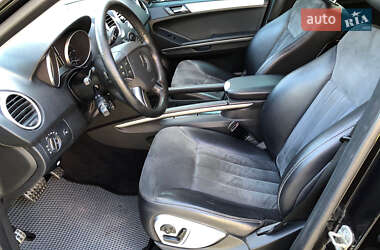 Внедорожник / Кроссовер Mercedes-Benz M-Class 2006 в 