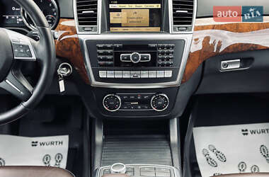 Позашляховик / Кросовер Mercedes-Benz M-Class 2012 в 