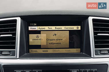 Позашляховик / Кросовер Mercedes-Benz M-Class 2012 в 