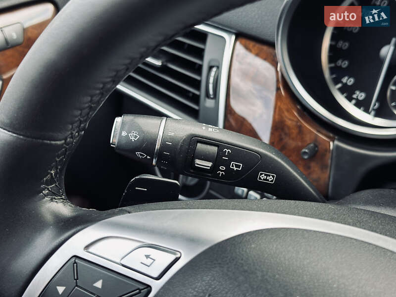 Внедорожник / Кроссовер Mercedes-Benz M-Class 2012 в Кременчуге