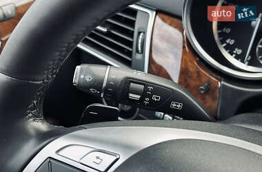 Позашляховик / Кросовер Mercedes-Benz M-Class 2012 в 